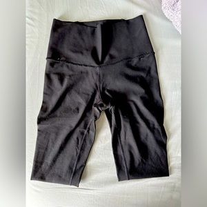 Black Lululemon Leggings, Size-4